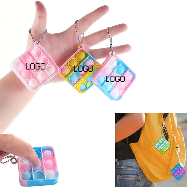 Pop it fidget toy with chain - Pop it fidget toy with chain - Image 0 of 2