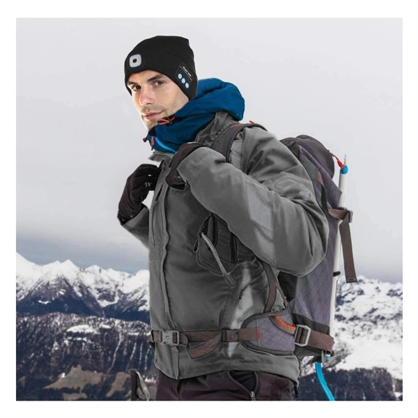 Bluetooth Beanie Hat With Light - Bluetooth Beanie Hat With Light - Image 6 of 7