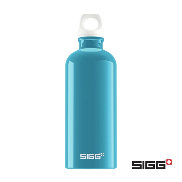 SIGG™ Classic Traveller Bottle - 20oz - SIGG™ Classic Traveller Bottle - 20oz - Image 9 of 40