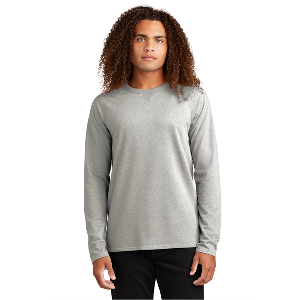 District Featherweight French Terry Long Sleeve Crewneck - District Featherweight French Terry Long Sleeve Crewneck - Image 14 of 29