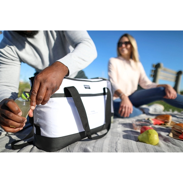 Igloo® Maddox XL Cooler - Igloo® Maddox XL Cooler - Image 9 of 14