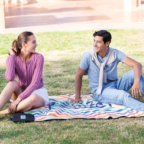 Water Repellent Microfiber Picnic Blanket - Water Repellent Microfiber Picnic Blanket - Image 3 of 4