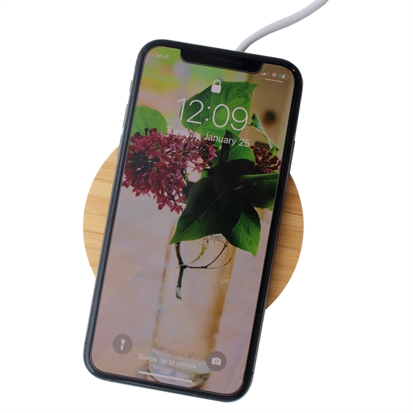 iDisc Bamboo 15W Wireless Charger - iDisc Bamboo 15W Wireless Charger - Image 2 of 7