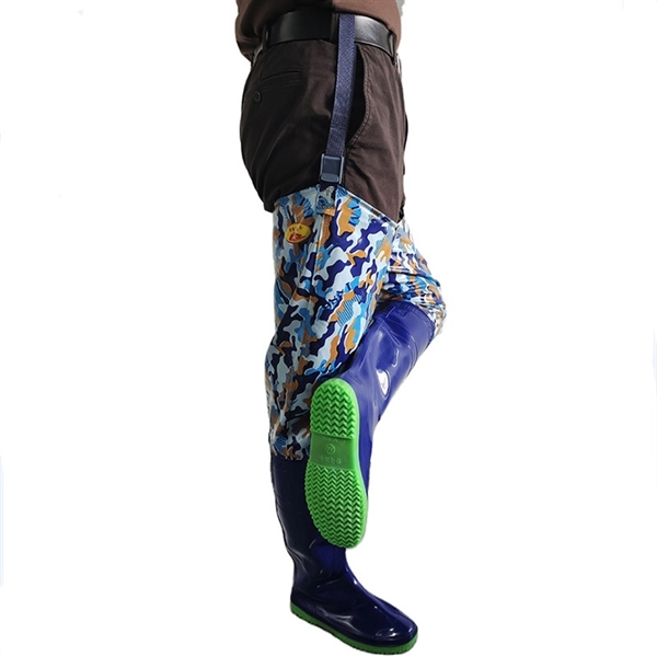 Waterproof Camo Hip Waders - Waterproof Camo Hip Waders - Image 2 of 2