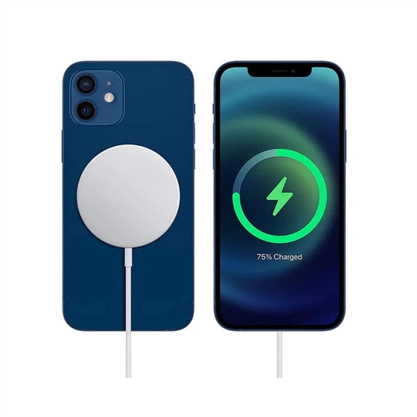 Magnetic 15W Wireless Charger - Magnetic 15W Wireless Charger - Image 2 of 4