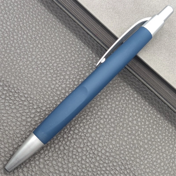 Midpoint Comfort Grip Ballpoint Pen With Black Ink - Midpoint Comfort Grip Ballpoint Pen With Black Ink - Image 3 of 4