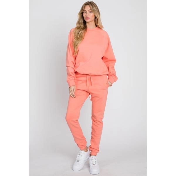 Essential Raglan Crewneck (piece dye) - Essential Raglan Crewneck (piece dye) - Image 5 of 10