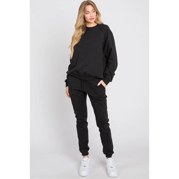 Essential Raglan Crewneck (piece dye) - Essential Raglan Crewneck (piece dye) - Image 3 of 10