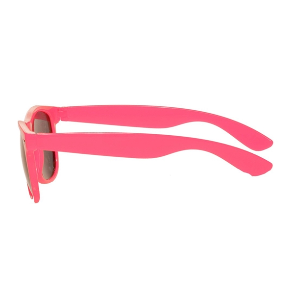 Solid Color Classic Sunglasses - Solid Color Classic Sunglasses - Image 5 of 13