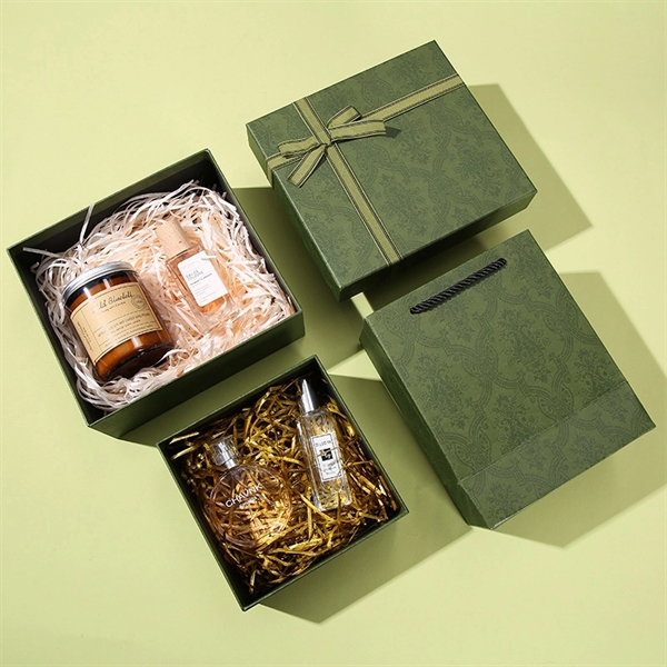 Green Christmas Empty Gift Box - Green Christmas Empty Gift Box - Image 2 of 4