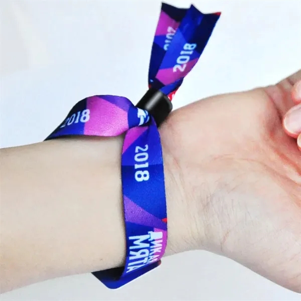 iTAGL 3/4" Smart NFC Digital Business Event Fabric Wristband - iTAGL 3/4" Smart NFC Digital Business Event Fabric Wristband - Image 8 of 10