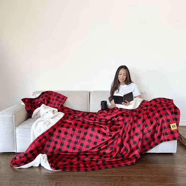 Sherpa Stretch™ Blanket - Sherpa Stretch™ Blanket - Image 3 of 3