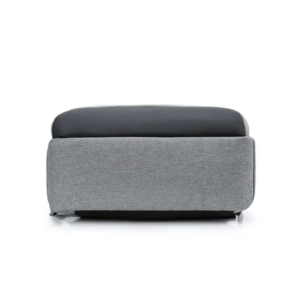 Backpack with USB charging port - Backpack with USB charging port - Image 3 of 3