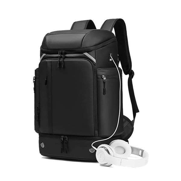 Multifunctional Travel Backpack - Multifunctional Travel Backpack - Image 3 of 4