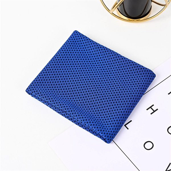 Double-color Cooling Ice Towel With Zipper Bag - Double-color Cooling Ice Towel With Zipper Bag - Image 3 of 3