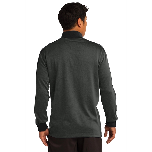 Nike Dri-FIT 1/2-Zip Cover-Up. - Nike Dri-FIT 1/2-Zip Cover-Up. - Image 8 of 25
