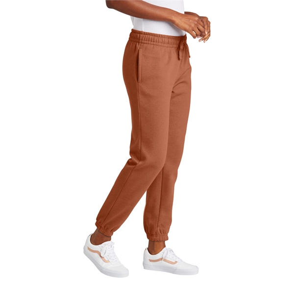 District Women's V.I.T. Fleece Sweatpant - District Women's V.I.T. Fleece Sweatpant - Image 7 of 20