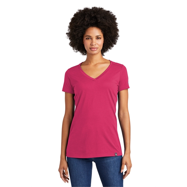 New Era Women's Heritage Blend V-Neck Tee. - New Era Women's Heritage Blend V-Neck Tee. - Image 59 of 76