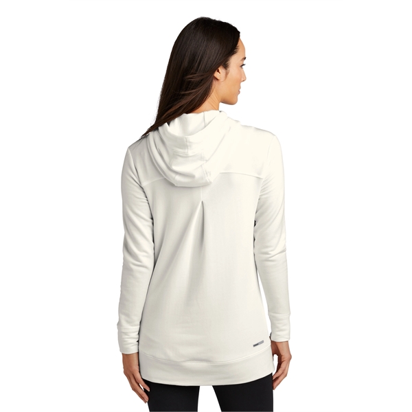 OGIO Women's Luuma Pullover Fleece Hoodie. - OGIO Women's Luuma Pullover Fleece Hoodie. - Image 26 of 27