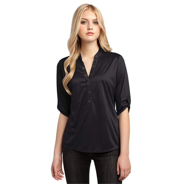 OGIO - Crush Henley.