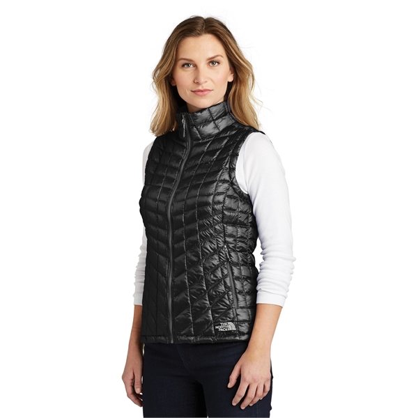 The North Face Women's ThermoBall Trekker Vest. - The North Face Women's ThermoBall Trekker Vest. - Image 7 of 15