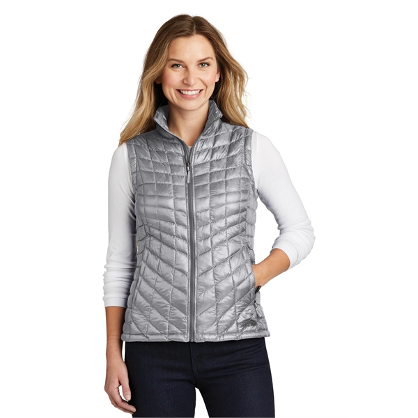 The North Face Women's ThermoBall Trekker Vest. - The North Face Women's ThermoBall Trekker Vest. - Image 11 of 15