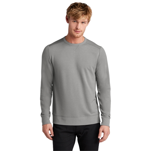 OGIO Luuma Flex Long Sleeve Crew - OGIO Luuma Flex Long Sleeve Crew - Image 16 of 25