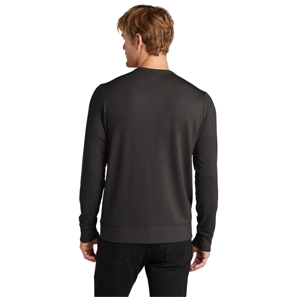 OGIO Luuma Flex Long Sleeve Crew - OGIO Luuma Flex Long Sleeve Crew - Image 22 of 25