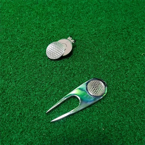 Golf Balls Tees Divot Tool Gift Set - Golf Balls Tees Divot Tool Gift Set - Image 3 of 3