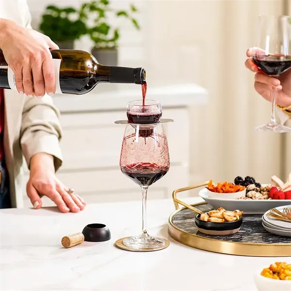 Rabbit Wine Aerator with Stand - Rabbit Wine Aerator with Stand - Image 8 of 9