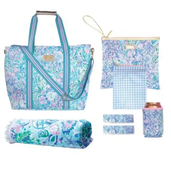 Lilly Pulitzer Essential Beach Day Bundle - Lilly Pulitzer Essential Beach Day Bundle - Image 0 of 0