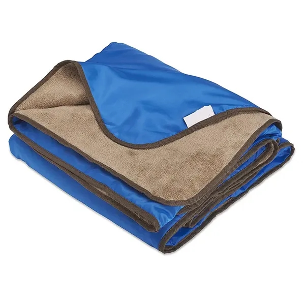 Rainproof and Windproof Picnic Blanket - Rainproof and Windproof Picnic Blanket - Image 1 of 2