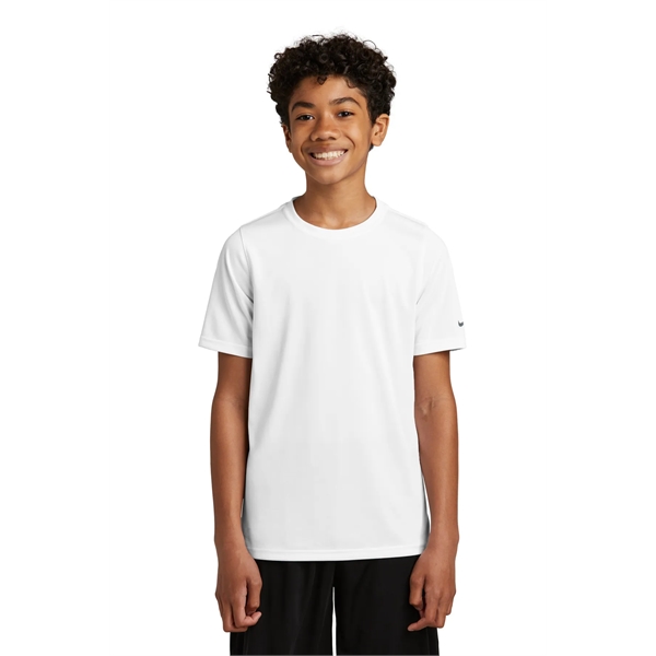 Nike Youth Swoosh Sleeve rLegend Tee - Nike Youth Swoosh Sleeve rLegend Tee - Image 49 of 64