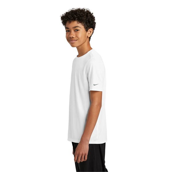 Nike Youth Swoosh Sleeve rLegend Tee - Nike Youth Swoosh Sleeve rLegend Tee - Image 51 of 64