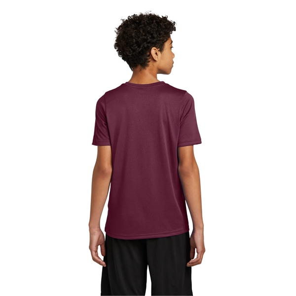 Nike Youth Swoosh Sleeve rLegend Tee - Nike Youth Swoosh Sleeve rLegend Tee - Image 56 of 64