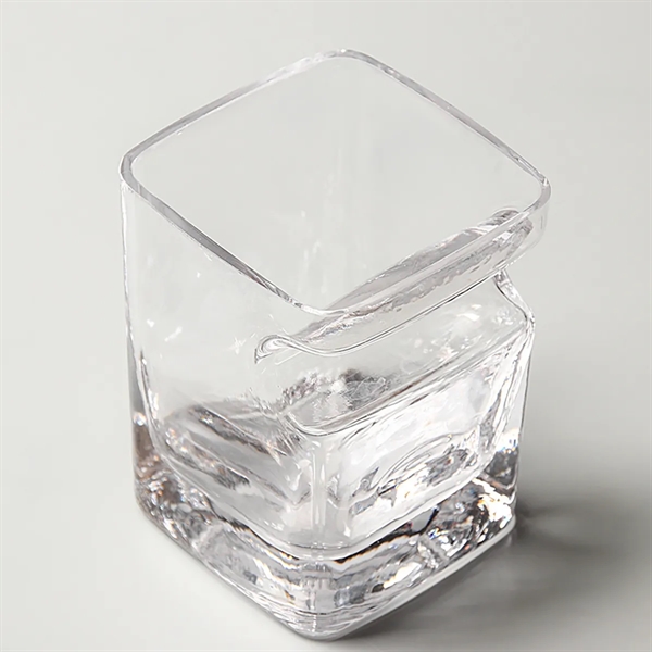 Cigar Whiskey Glass - Cigar Whiskey Glass - Image 1 of 3
