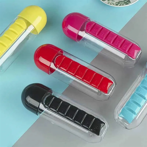 2-in1 Sport Water Bottle Built-in 7 Daily Pill Box - 2-in1 Sport Water Bottle Built-in 7 Daily Pill Box - Image 3 of 4