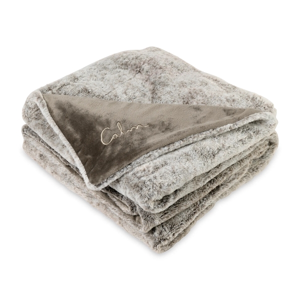 Luxe Faux Fur Throw Blanket - Luxe Faux Fur Throw Blanket - Image 6 of 9