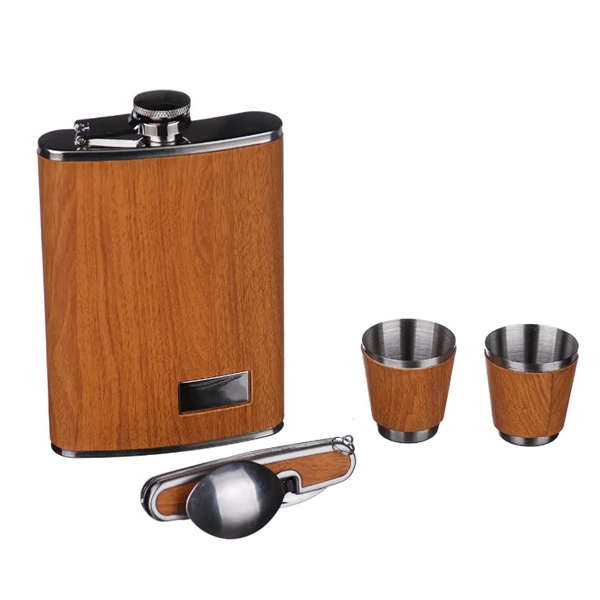 9oz Hip Flask with Tableware Box Drinkware Set - 9oz Hip Flask with Tableware Box Drinkware Set - Image 2 of 5