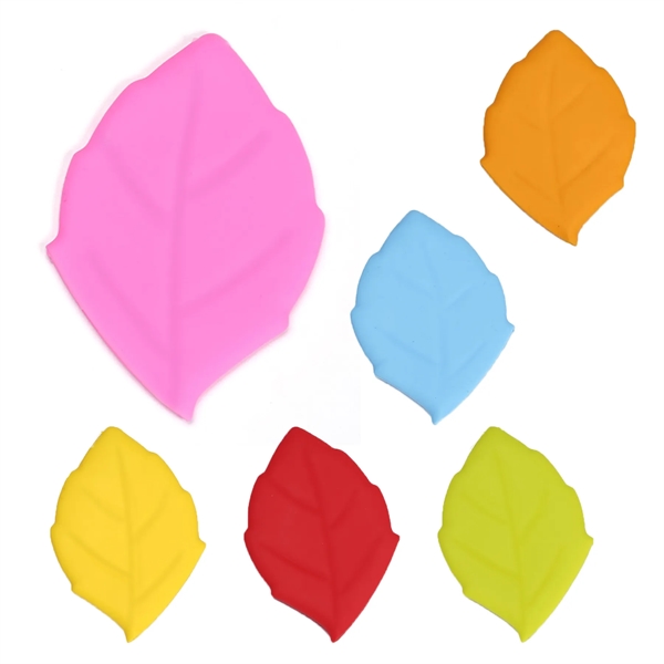 Leaf Shape Silicone Folding Cup - Leaf Shape Silicone Folding Cup - Image 1 of 9