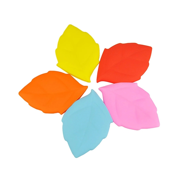 Leaf Shape Silicone Folding Cup - Leaf Shape Silicone Folding Cup - Image 3 of 9