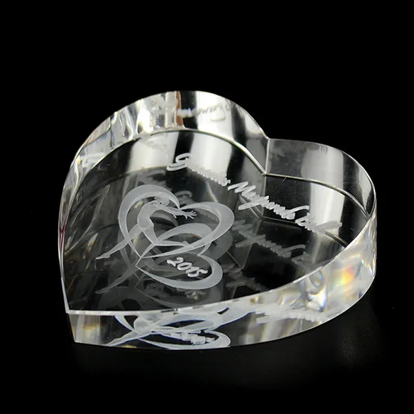 Crystal Heart shaped Paperweight - Crystal Heart shaped Paperweight - Image 0 of 2
