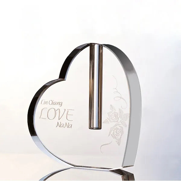 Crystal Heart Shaped Vase Wedding Decorations - Crystal Heart Shaped Vase Wedding Decorations - Image 1 of 4