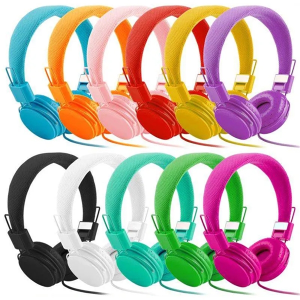 Foldable Wired On Ear Headphones With Mic - Foldable Wired On Ear Headphones With Mic - Image 0 of 0