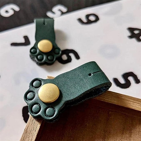 Portable Cat Headphone Winder - Portable Cat Headphone Winder - Image 1 of 2