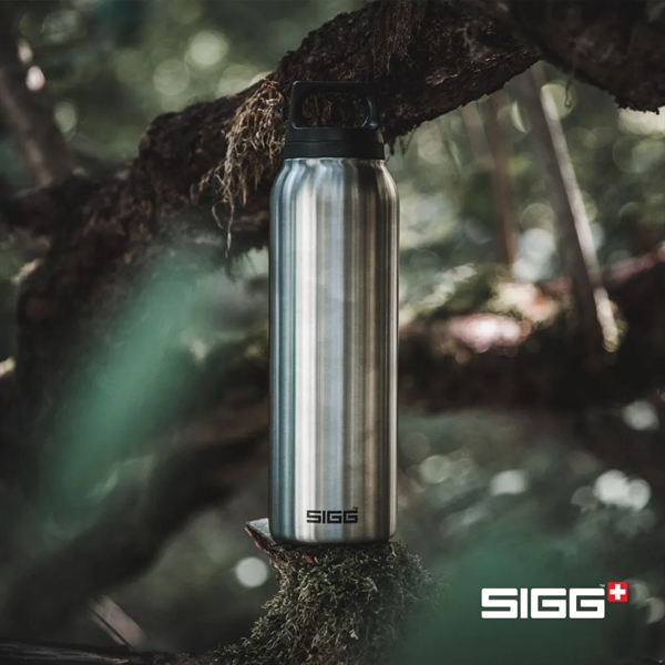 SIGG™ Hot & Cold Bottle - 17oz - SIGG™ Hot & Cold Bottle - 17oz - Image 3 of 7