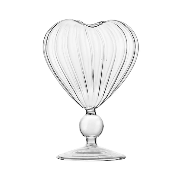 7.5OZ Creative heart-shaped bar cocktail glass - 7.5OZ Creative heart-shaped bar cocktail glass - Image 3 of 4