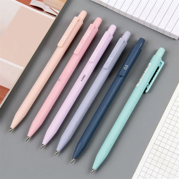 Four candy cute automatic ballpoint pens - Four candy cute automatic ballpoint pens - Image 0 of 3