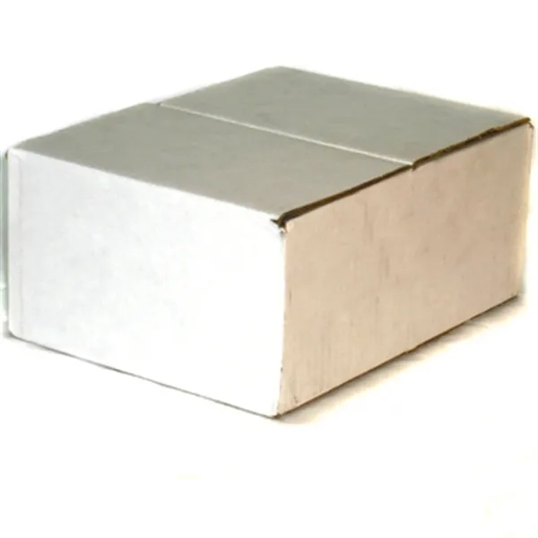 White gift box - White gift box - Image 0 of 0