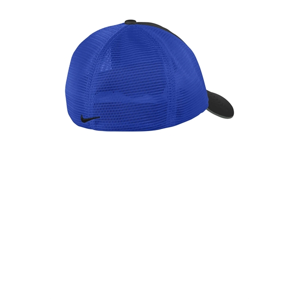 Nike Stretch-to-Fit Mesh Back Cap - Nike Stretch-to-Fit Mesh Back Cap - Image 7 of 26